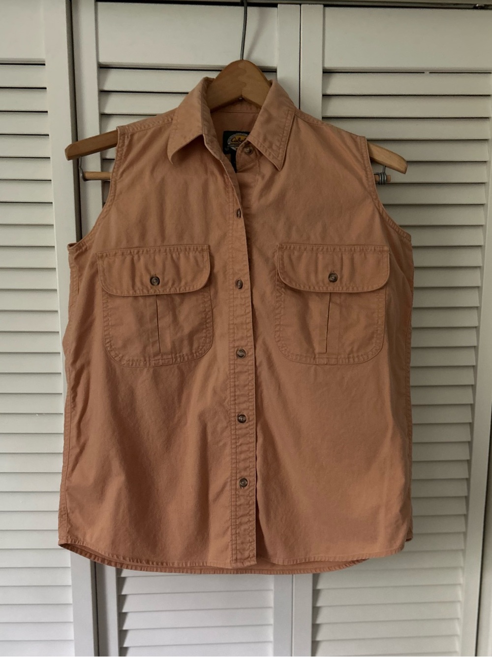 Cabela’s Women’s Sleeveless Cotton Button Down Shirt